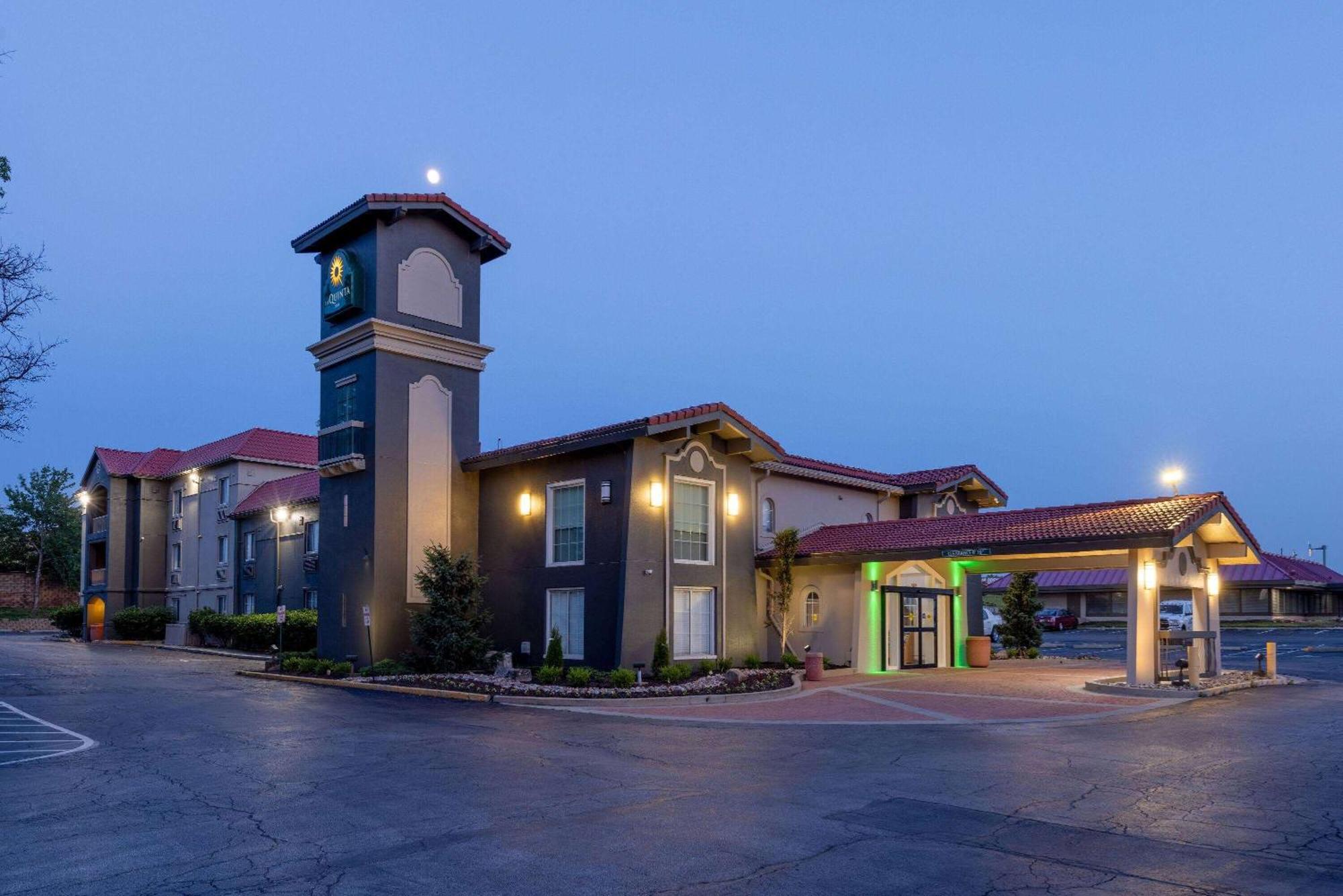 La Quinta Inn By Wyndham Kansas City Lenexa Εξωτερικό φωτογραφία